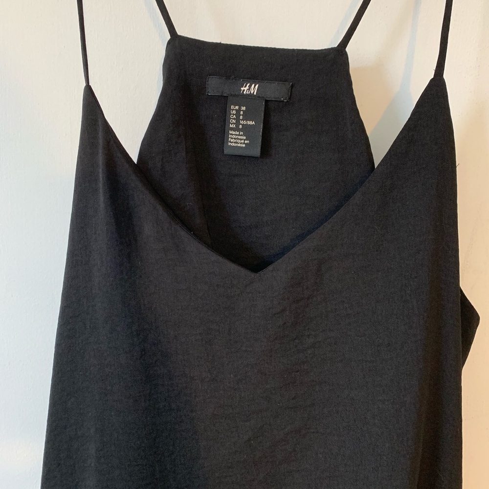 Flowy black V-neck Tank top